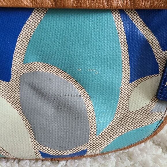 Fossil Geometric Print Canvas &‎ Leather Crossbody - Picture 2 of 9